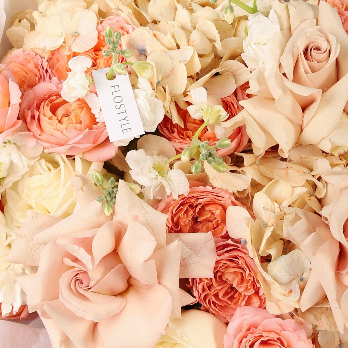 sbornyj buket s gortenziej  7